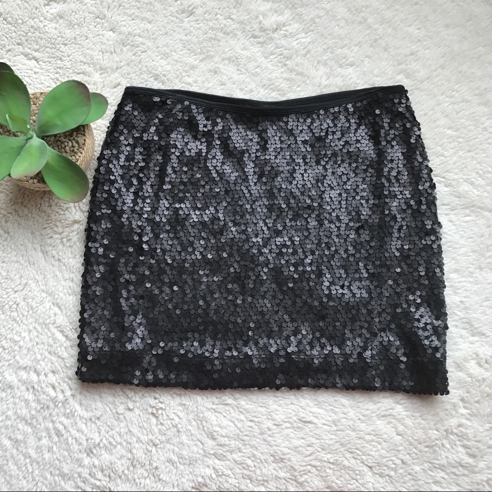 Express Sequin Skirt